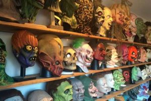 Trick or Treat Studios